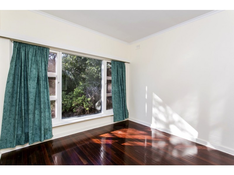 28 Dalkeith Avenue, Dover Gardens SA 5048