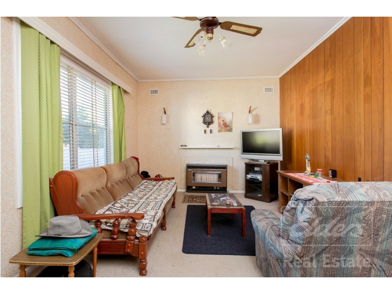 13 Doradilla Avenue, Seacombe Gardens SA 5047