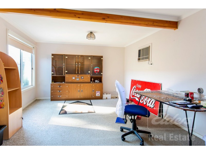 13 Doradilla Avenue, Seacombe Gardens SA 5047