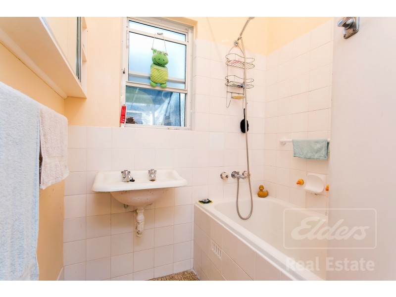 13 Doradilla Avenue, Seacombe Gardens SA 5047