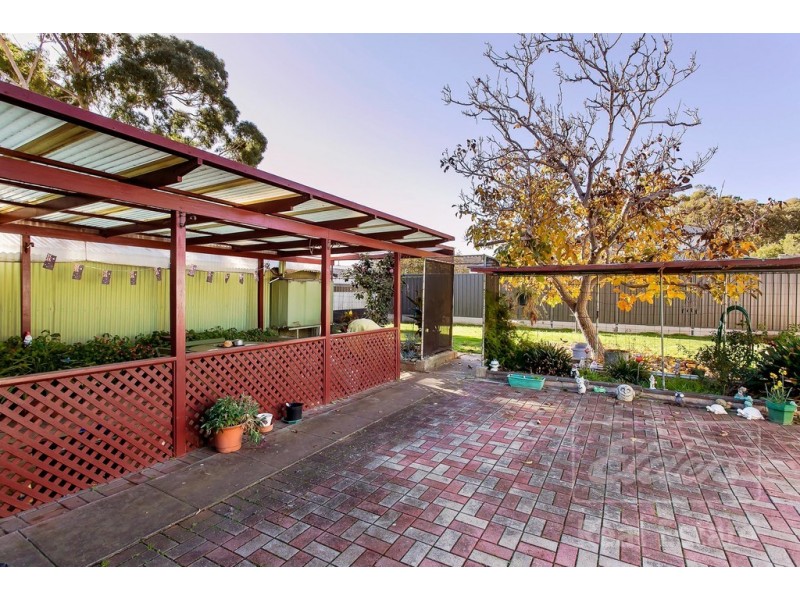 13 Doradilla Avenue, Seacombe Gardens SA 5047