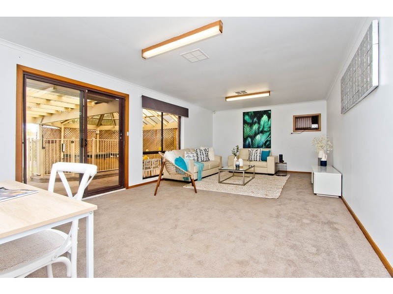 15 HURON GROVE, West Lakes SA 5021