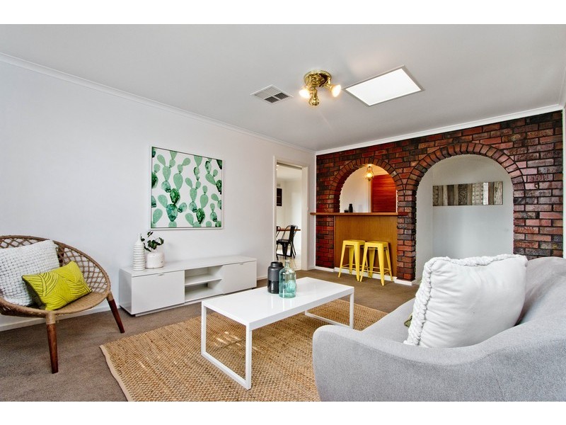 15 HURON GROVE, West Lakes SA 5021