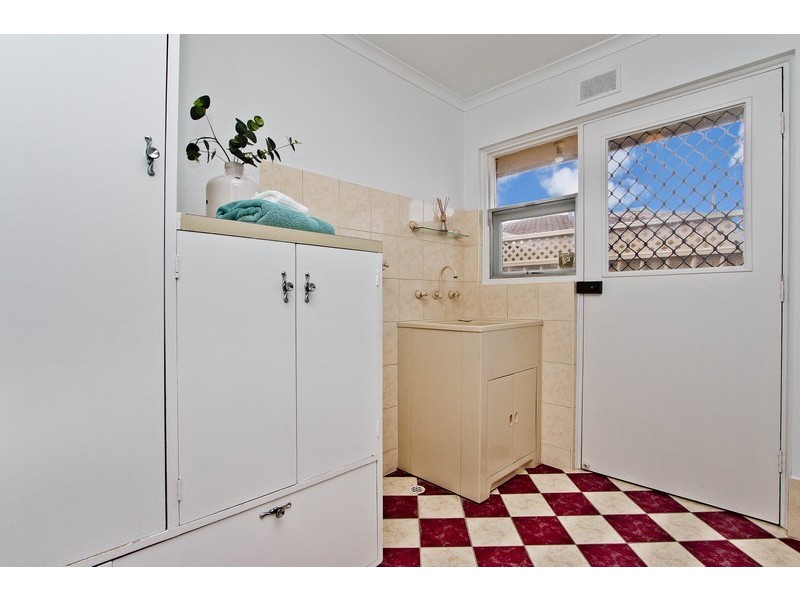 15 HURON GROVE, West Lakes SA 5021