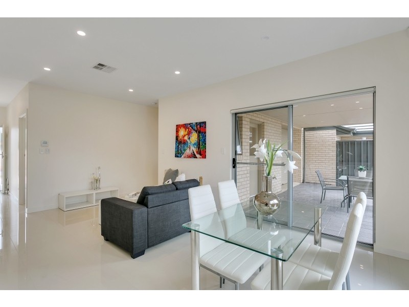 15A Scarborough Terrace, Dover Gardens SA 5048