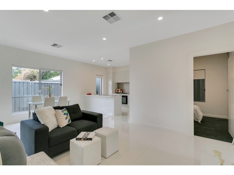 15A Scarborough Terrace, Dover Gardens SA 5048