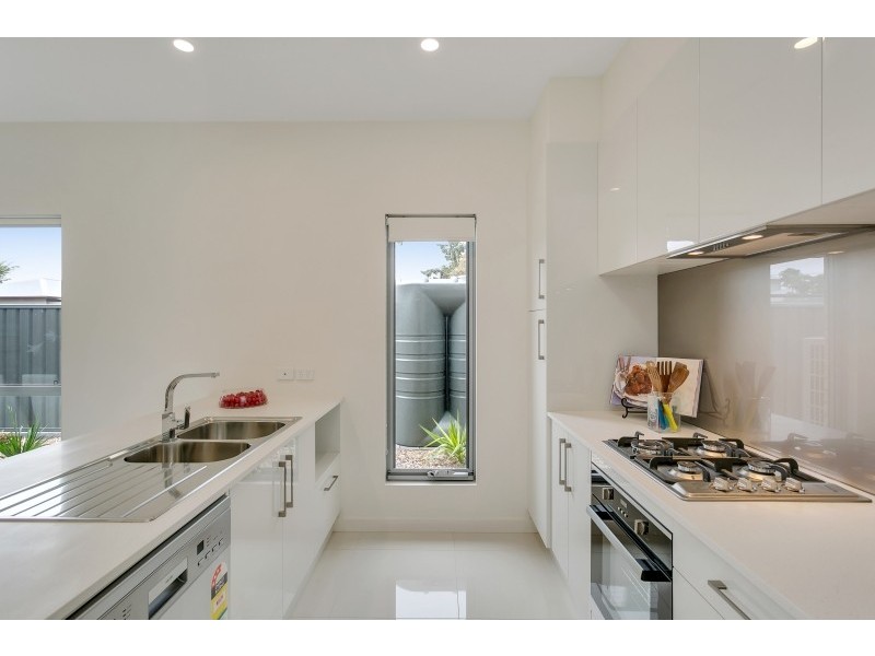 15A Scarborough Terrace, Dover Gardens SA 5048