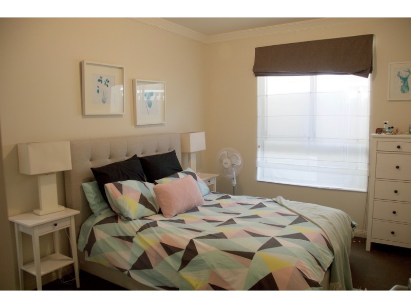 64A WHITE CRESCENT, Seacombe Gardens SA 5047