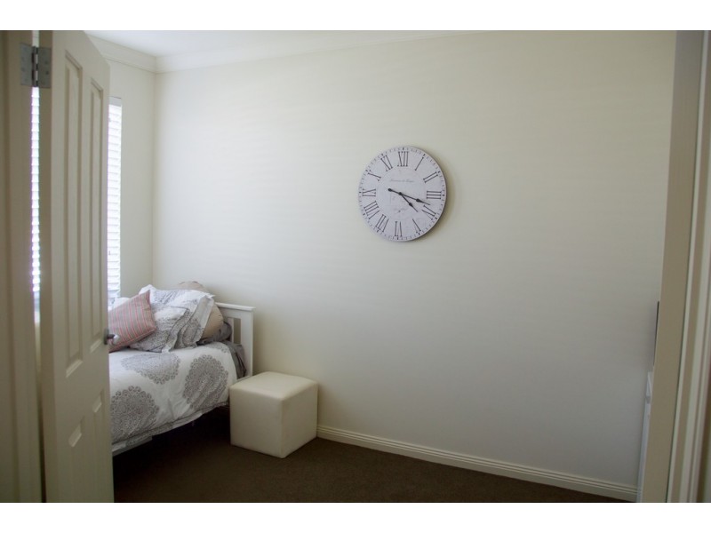 64A WHITE CRESCENT, Seacombe Gardens SA 5047