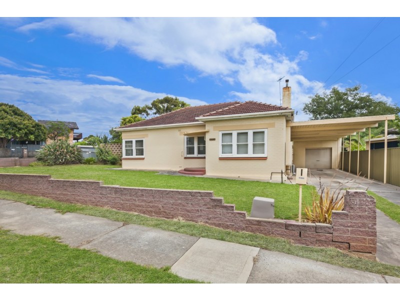 4 Ophir Crescent, Seacliff Park SA 5049