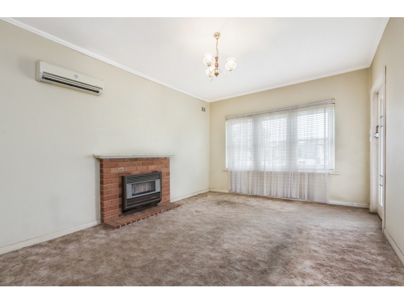 4 Ophir Crescent, Seacliff Park SA 5049