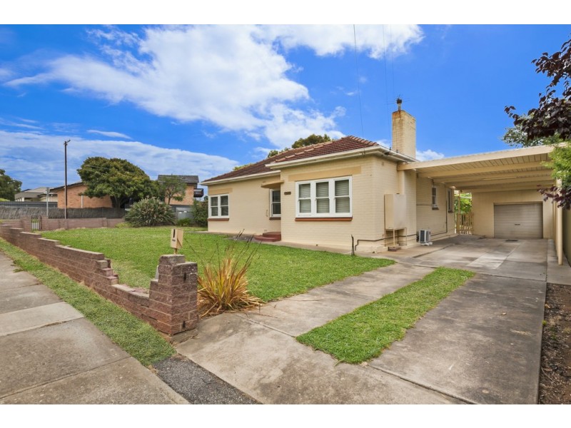 4 Ophir Crescent, Seacliff Park SA 5049
