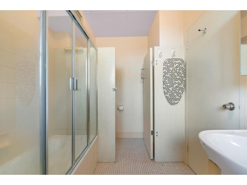 2 103 Strangways Tce, North Adelaide SA 5006