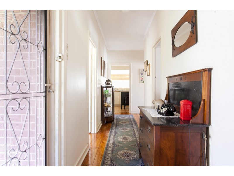 3 Railway Terrace, Hove SA 5048