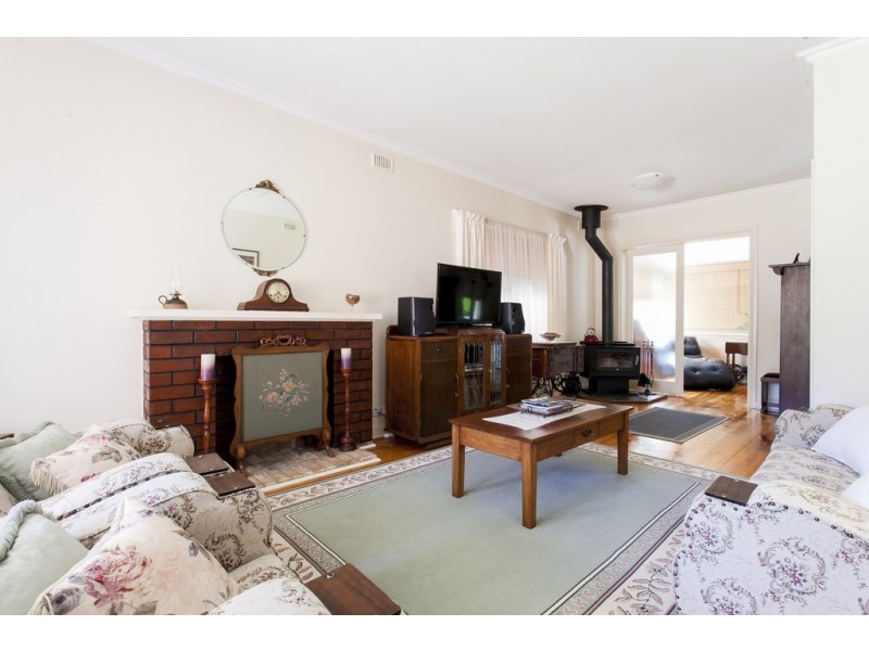 3 Railway Terrace, Hove SA 5048