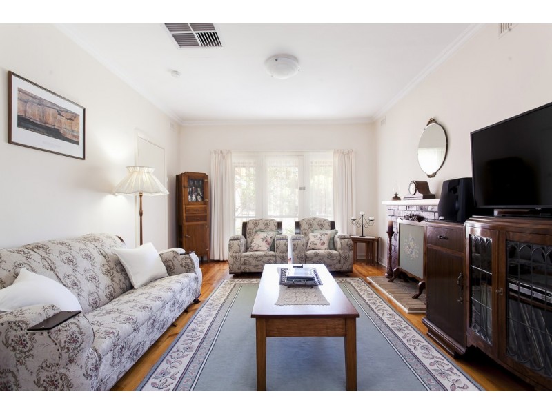 3 Railway Terrace, Hove SA 5048