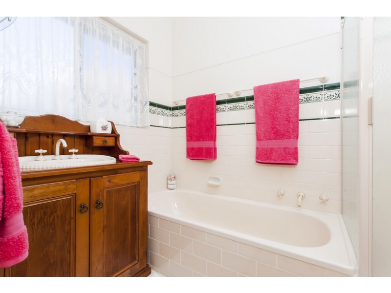 3 Railway Terrace, Hove SA 5048