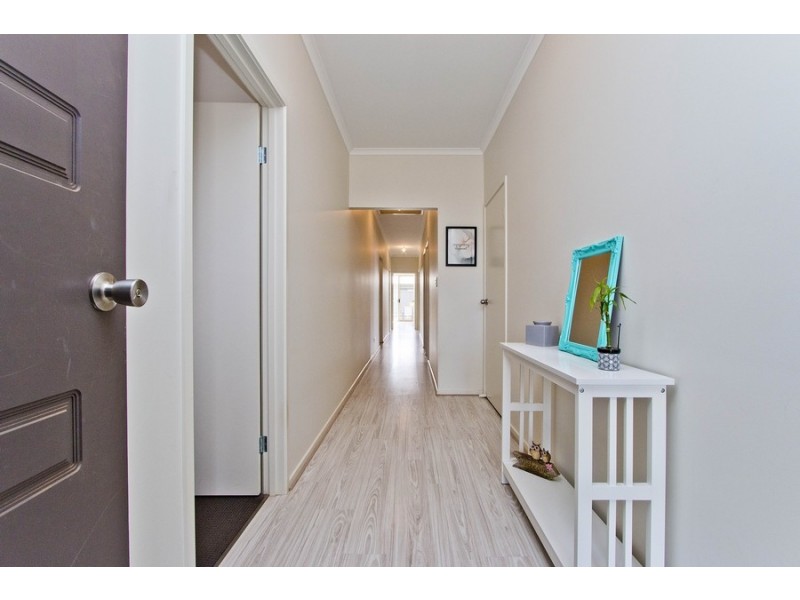 8 Castleton Street, Virginia SA 5120