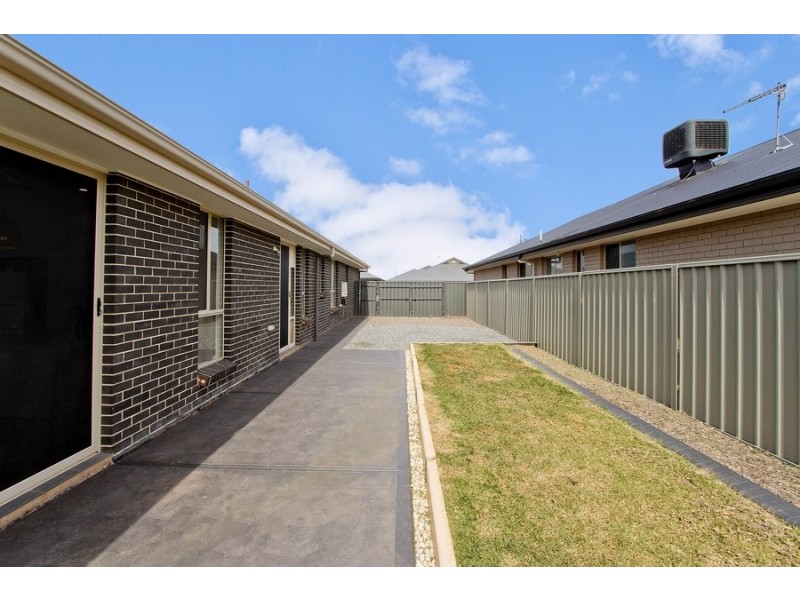 8 Castleton Street, Virginia SA 5120