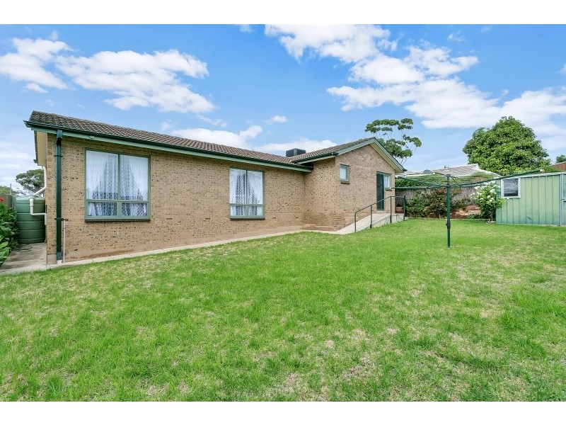 34 Columbia Crescent, Hallett Cove SA 5158