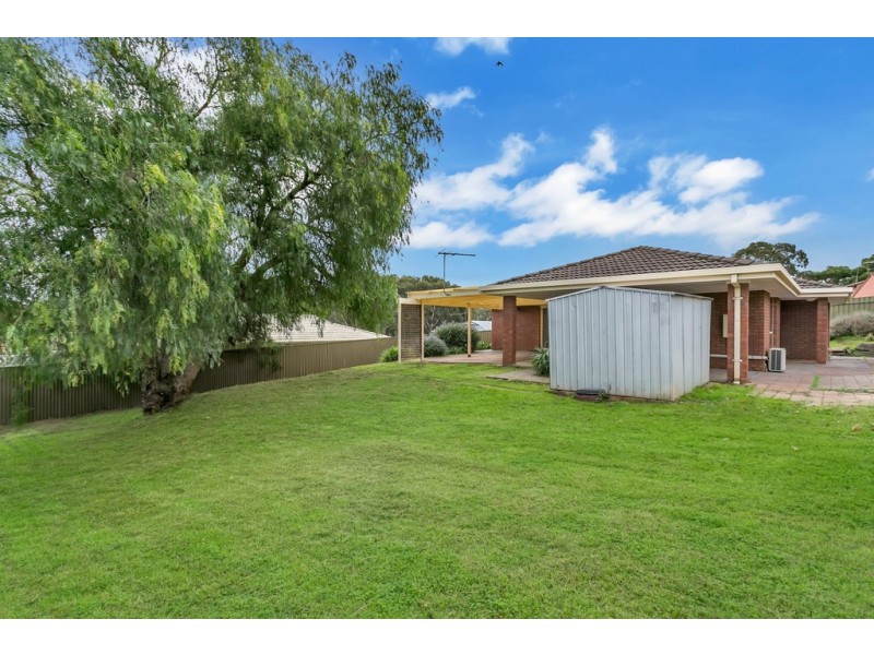 24 Lorne Crescent, Huntfield Heights SA 5163