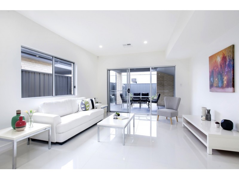 17 Ella Street, Dover Gardens SA 5048