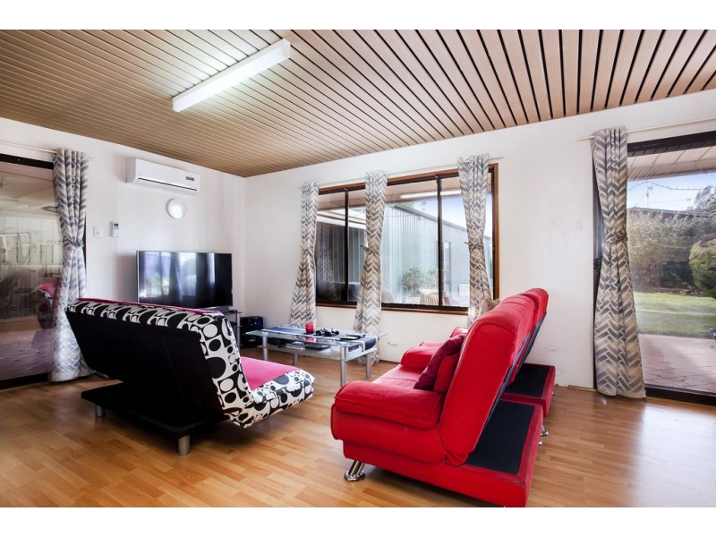 68 Bradley Grove, Mitchell Park SA 5043