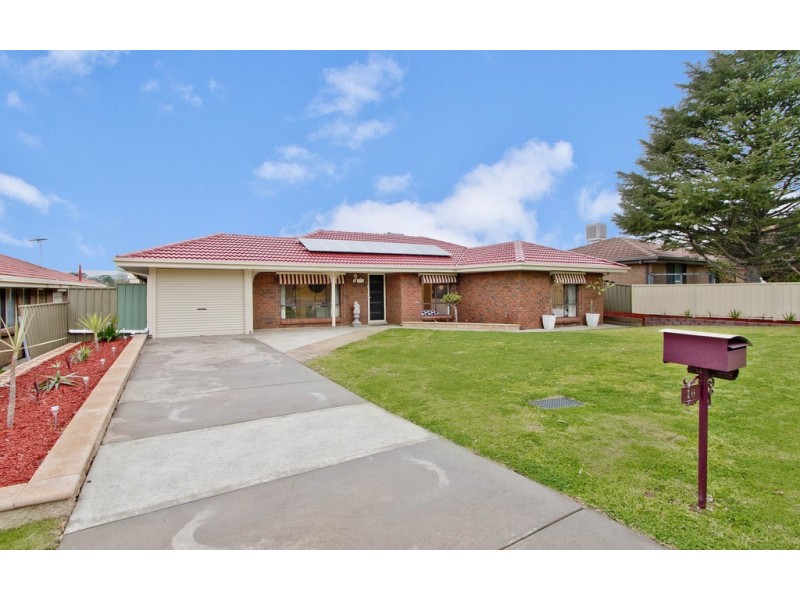 10 St James Street, Woodcroft SA 5162