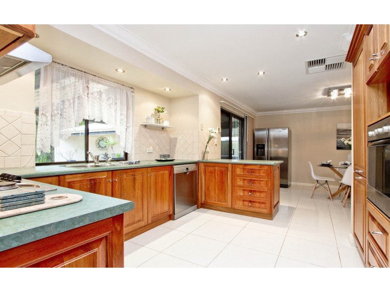 10 St James Street, Woodcroft SA 5162