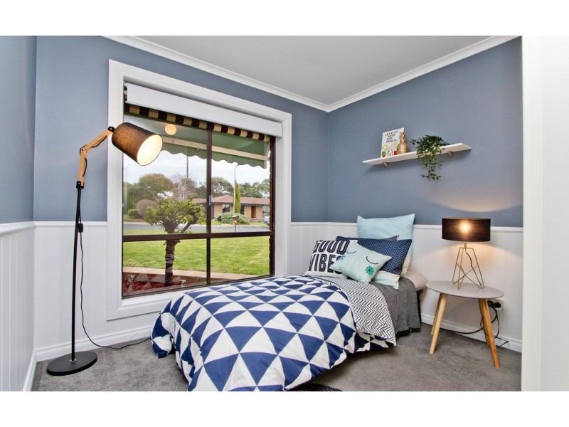 10 St James Street, Woodcroft SA 5162