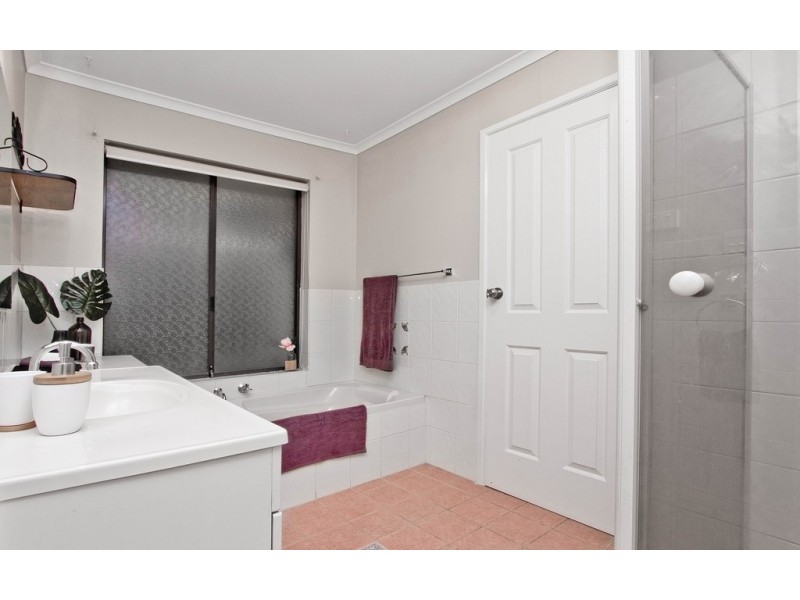 10 St James Street, Woodcroft SA 5162