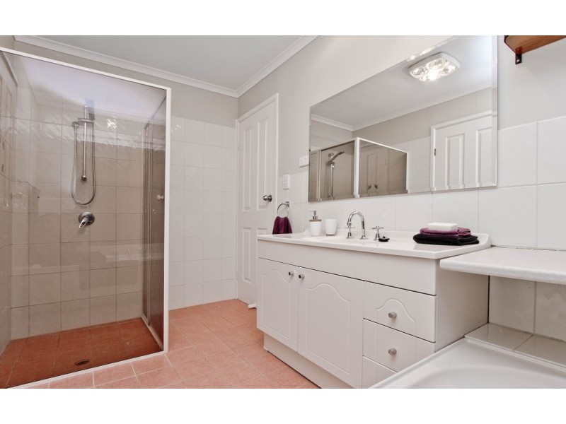 10 St James Street, Woodcroft SA 5162