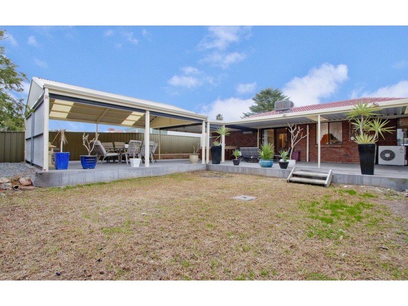 10 St James Street, Woodcroft SA 5162