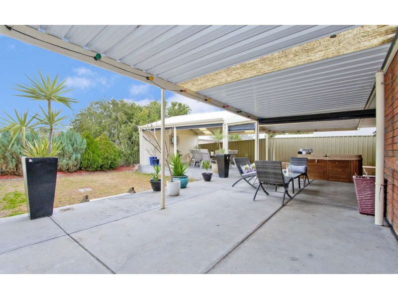 10 St James Street, Woodcroft SA 5162