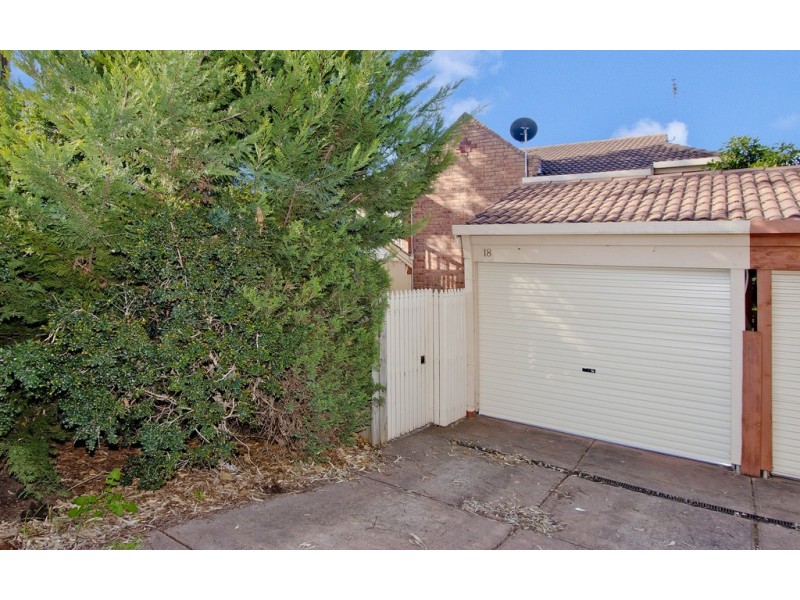 18 Brookside Road, Darlington SA 5047