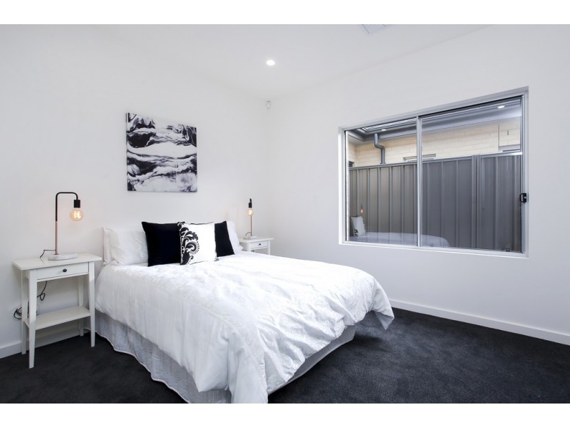 17 Ella Street, Dover Gardens SA 5048