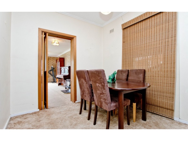 37 Fawnbrake Crescent, West Beach SA 5024