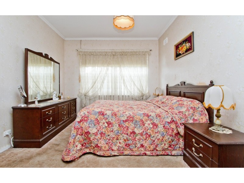 37 Fawnbrake Crescent, West Beach SA 5024