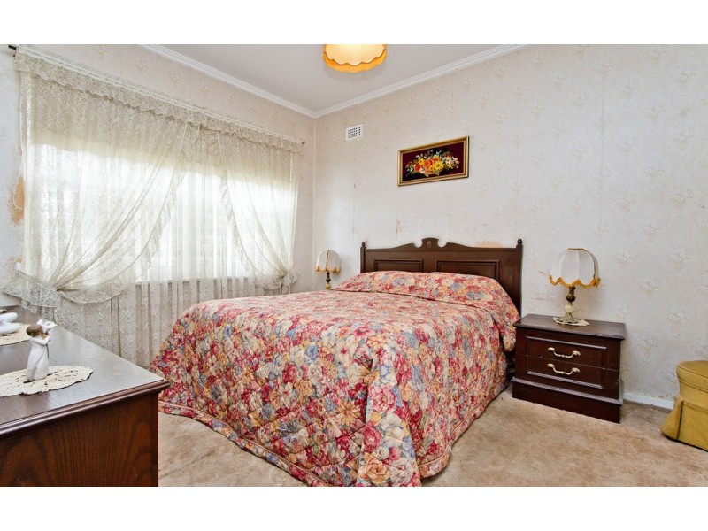 37 Fawnbrake Crescent, West Beach SA 5024