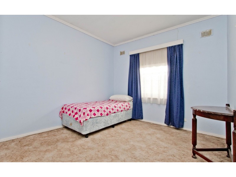 37 Fawnbrake Crescent, West Beach SA 5024