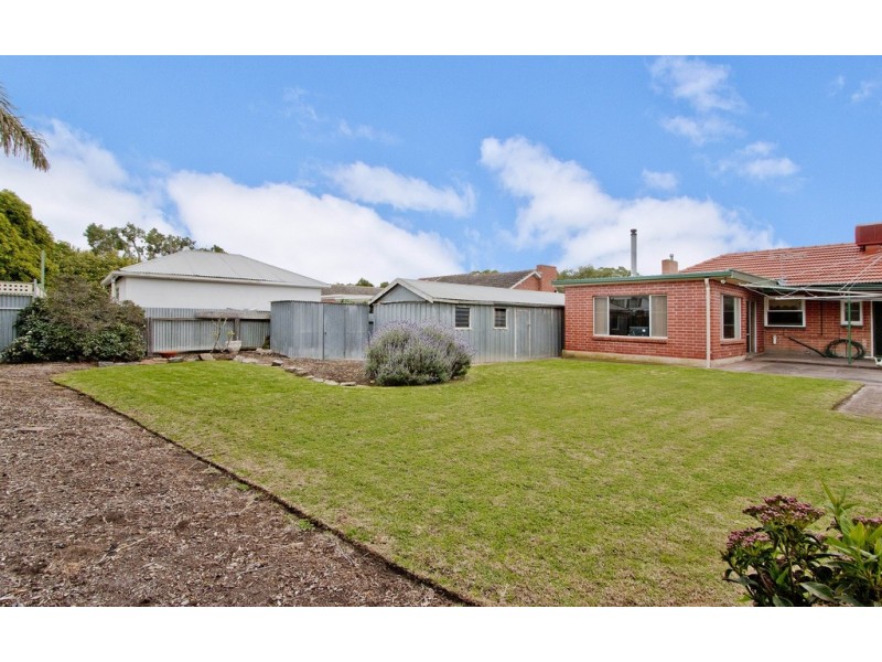 37 Fawnbrake Crescent, West Beach SA 5024