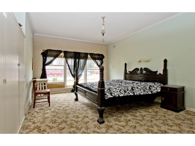 5 Old Beach Road, Brighton SA 5048