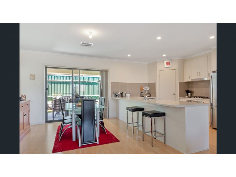 1 106 ACRE AVENUE, Morphett Vale SA 5162