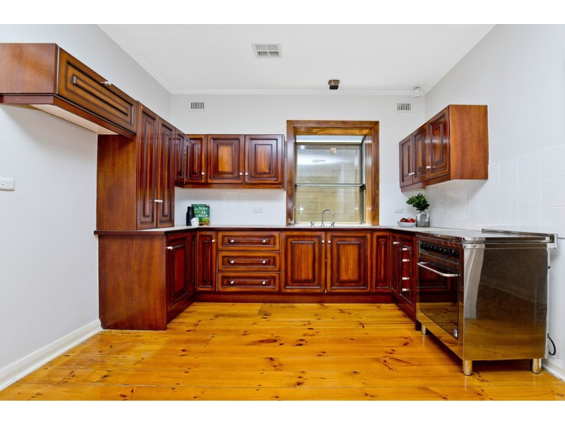 15 Farr Street, Woodville North SA 5012