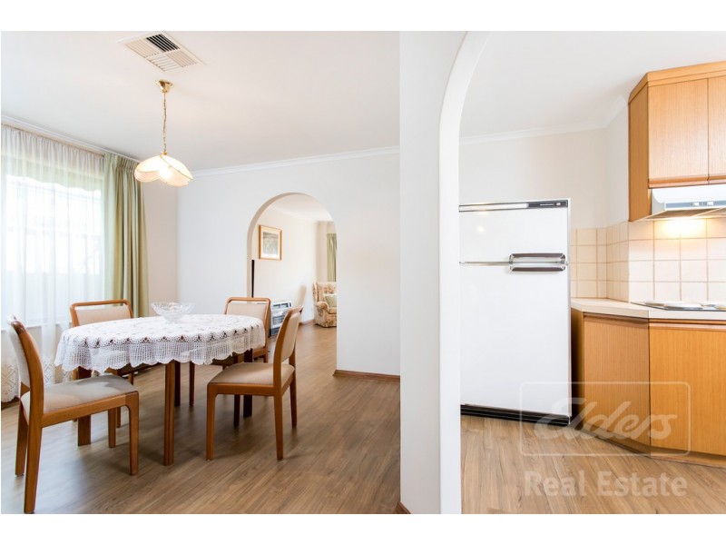 2/15 Essex Street, Brighton SA 5048