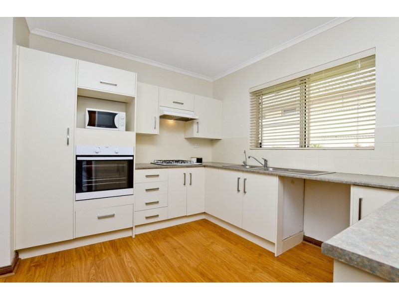 2/16 Stewart Street, South Brighton SA 5048
