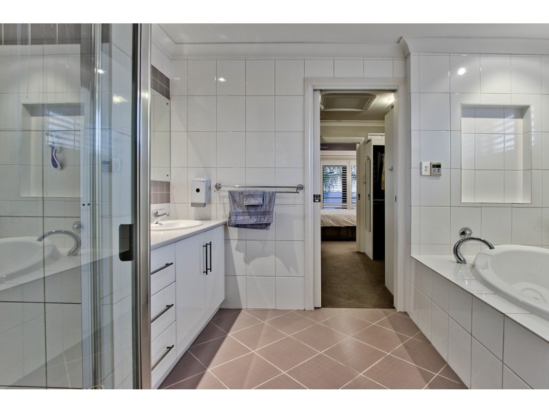 2 Crawford Court, Richmond SA 5033