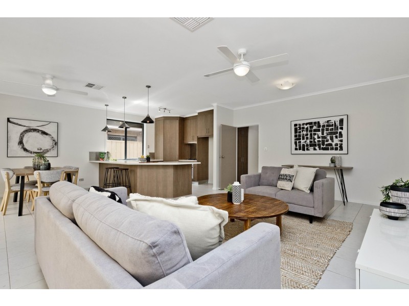 2A Florey Street, Seaton SA 5023