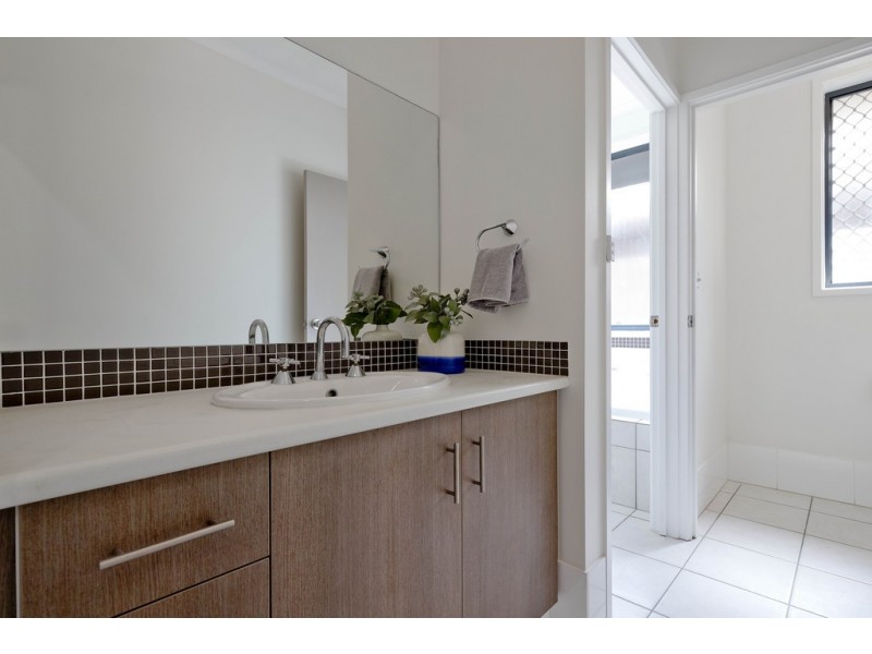 2A Florey Street, Seaton SA 5023