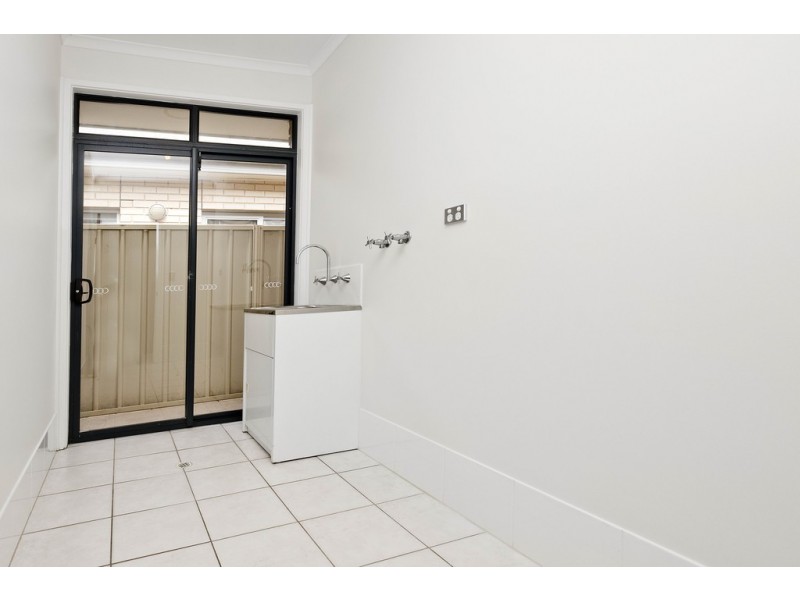 2A Florey Street, Seaton SA 5023